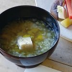 キャベツと白いんげん豆のスープ